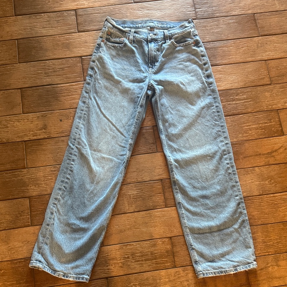 American Eagle Outfitters Light Blue Straight Leg Jeans